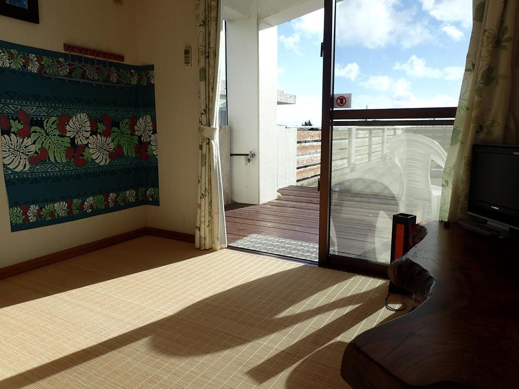 Smilax Kurichi Apartment Uruma Exterior photo